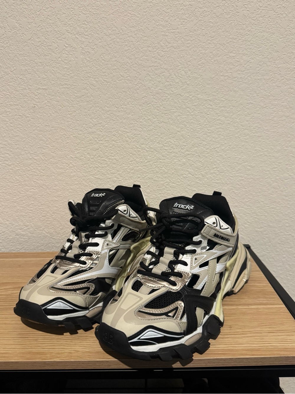 balenciaga track 2s